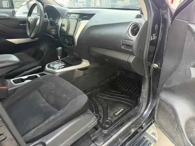 2017 Nissan Navara (Frontier) с пробегом 112 000 км