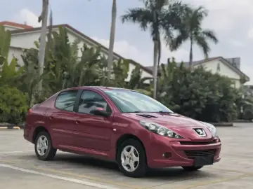 2011 Peugeot 207 с пробегом 80 000 км