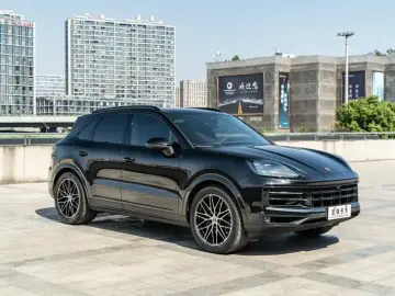 2026 Porsche Cayenne с пробегом 5 000 км