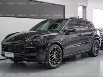 2026 Porsche Cayenne с пробегом 8 800 км
