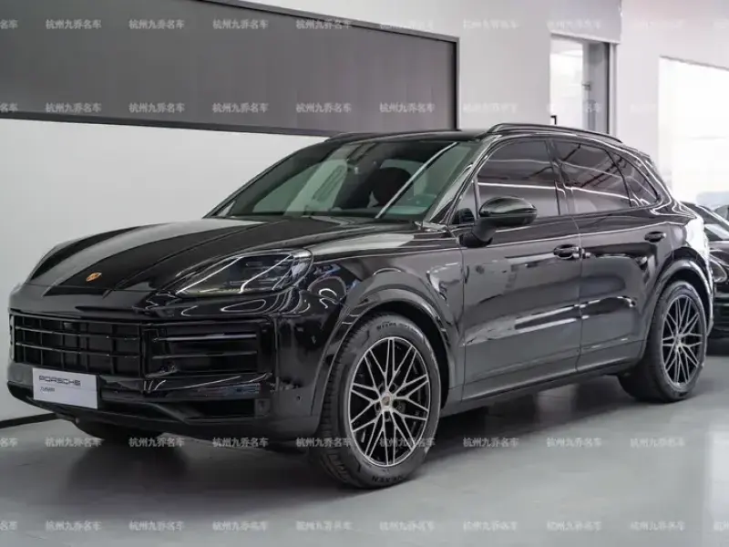 2026 Porsche Cayenne с пробегом 8 800 км