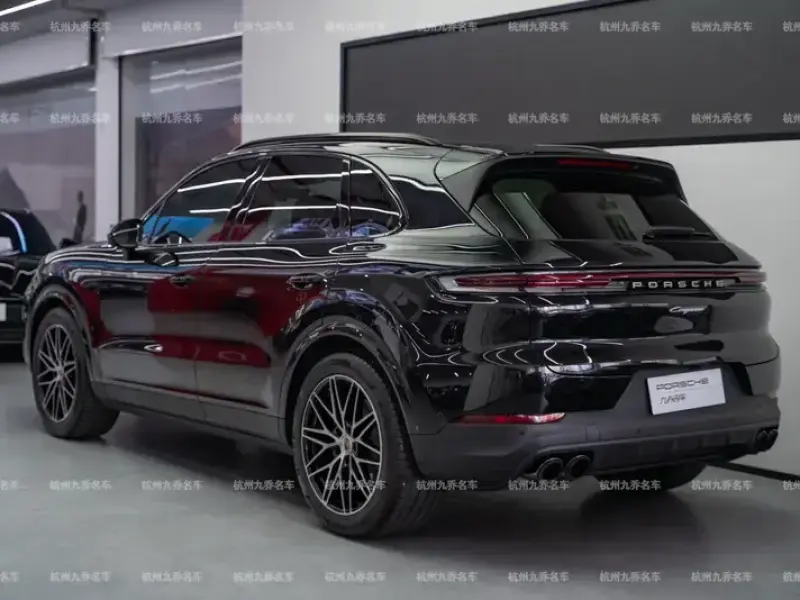 2026 Porsche Cayenne с пробегом 8 800 км