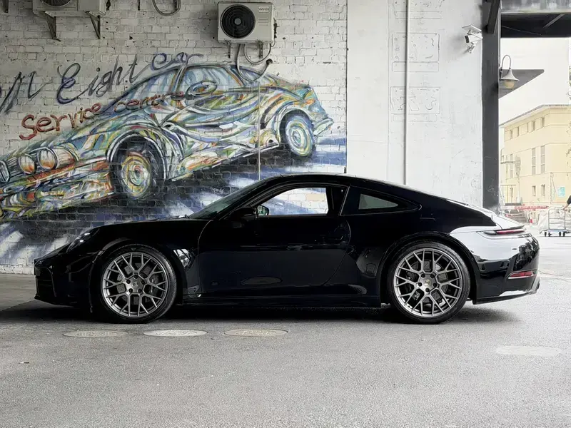 2026 Porsche 911 с пробегом 2 000 км