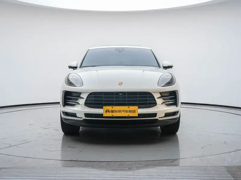 2021 Porsche Macan с пробегом 88 500 км