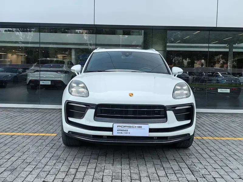 2023 Porsche Macan с пробегом 43 000 км