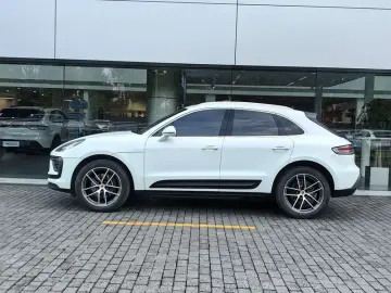 2023 Porsche Macan с пробегом 43 000 км