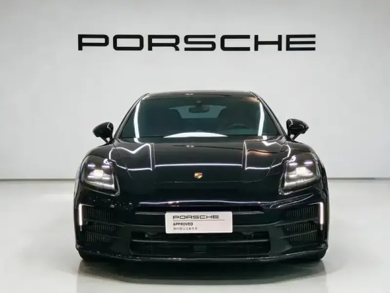 2024 Porsche Panamera с пробегом 13 700 км