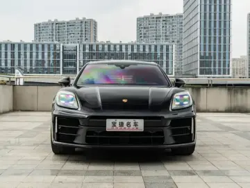 2024 Porsche Panamera с пробегом 27 000 км