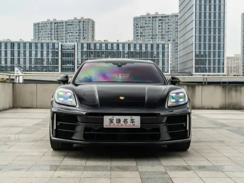 2024 Porsche Panamera с пробегом 27 000 км