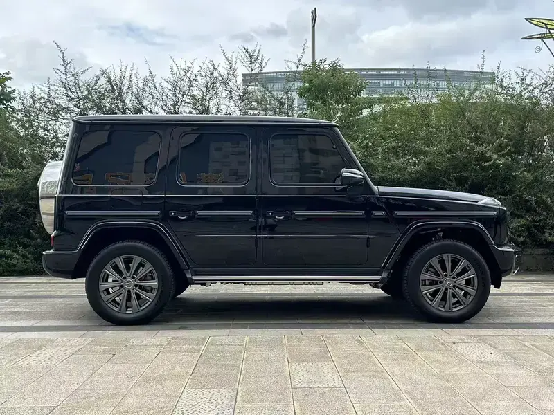 2025 Mercedes-Benz G-Класс с пробегом 8 000 км