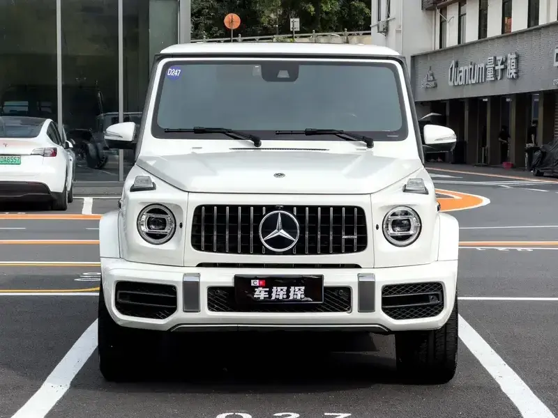 2024 Mercedes-Benz G-Класс с пробегом 10 000 км