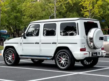 2024 Mercedes-Benz G-Класс с пробегом 10 000 км