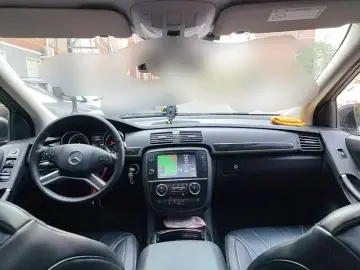 2017 Mercedes-Benz R-Класс с пробегом 109 800 км