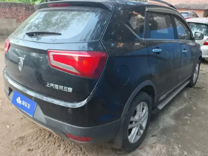 2015 Baojun 560 с пробегом 27 000 км
