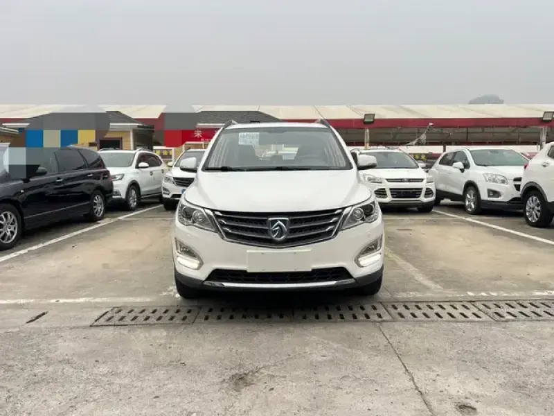 2016 Baojun 560 с пробегом 90 000 км