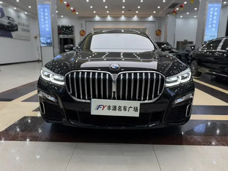 2021 BMW M760Le с пробегом 45 000 км