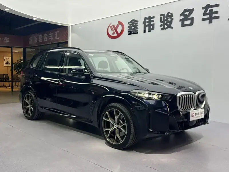 2023 BMW X5 New Energy(Imported) с пробегом 5 000 км