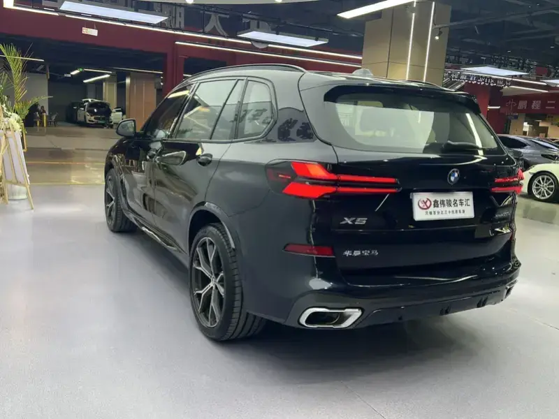 2023 BMW X5 New Energy(Imported) с пробегом 5 000 км