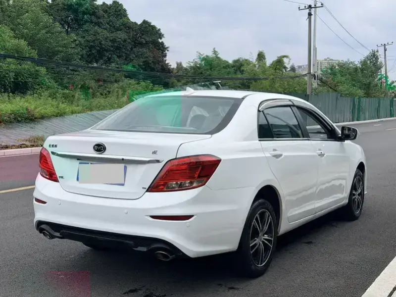 2015 BYD Surui с пробегом 124 000 км
