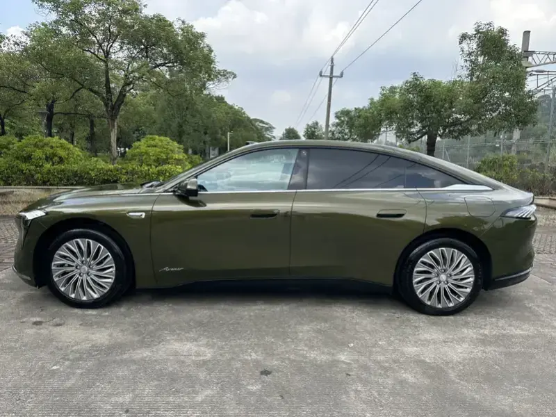 2026 Buick Zenith Sedan с пробегом 1 800 км