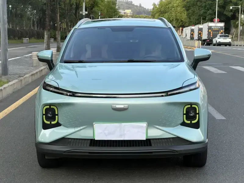 2023 Geely E Firefly с пробегом 35 000 км