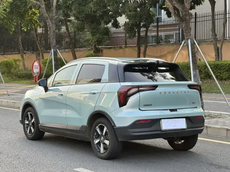 2023 Geely E Firefly с пробегом 35 000 км