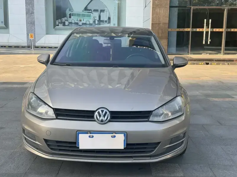 2014 Volkswagen Golf Electric с пробегом 90 000 км