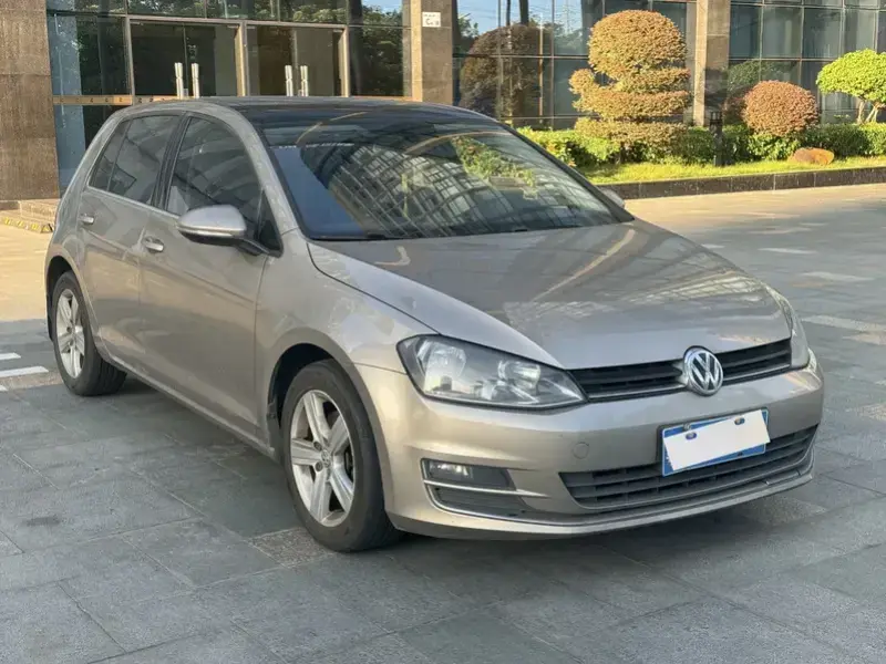 2014 Volkswagen Golf Electric с пробегом 90 000 км