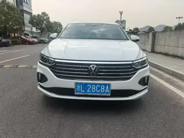 2024 Volkswagen Lavida с пробегом 6 000 км