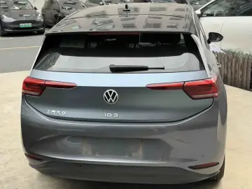 2021 Volkswagen ID.3 с пробегом 26 000 км
