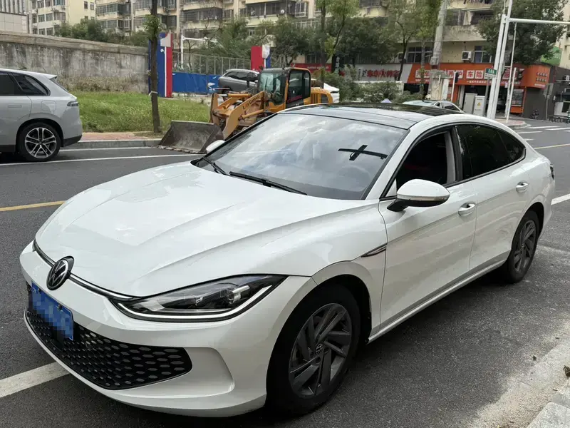 2024 Volkswagen Lamando с пробегом 41 000 км
