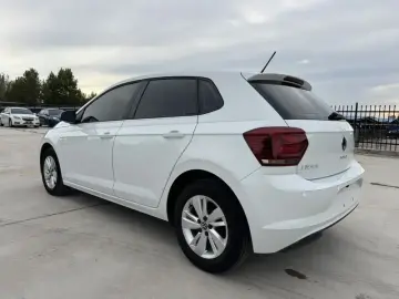 2021 Volkswagen Polo с пробегом 34 000 км