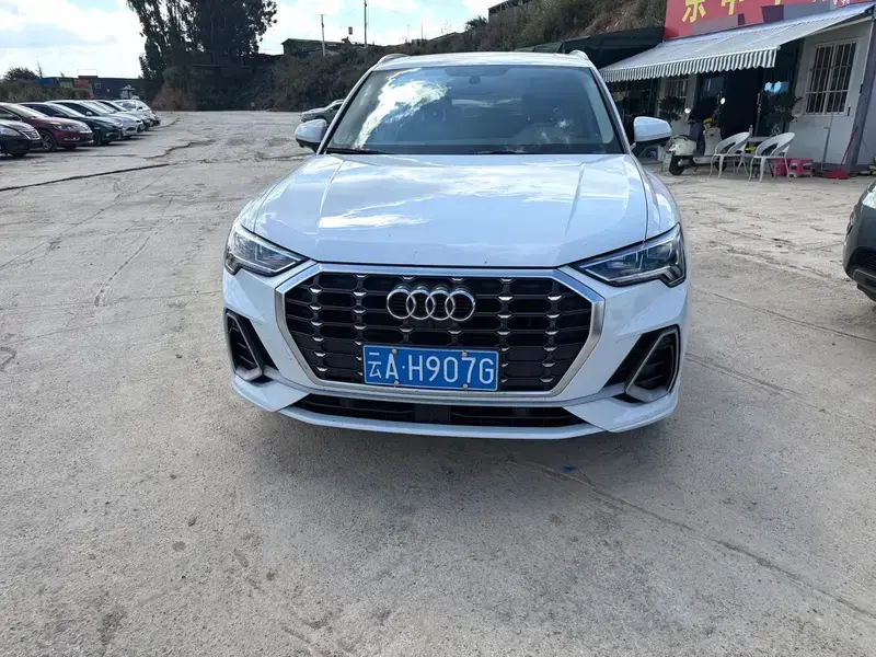 2020 Audi Q3 с пробегом 108 000 км