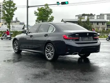2025 BMW 3 серии с пробегом 10 000 км