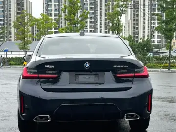 2025 BMW 3 серии с пробегом 10 000 км