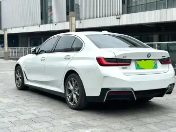 2025 BMW i3 с пробегом 18 400 км