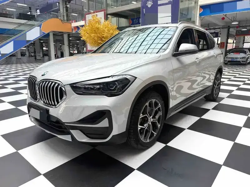 2022 BMW X1 с пробегом 48 000 км