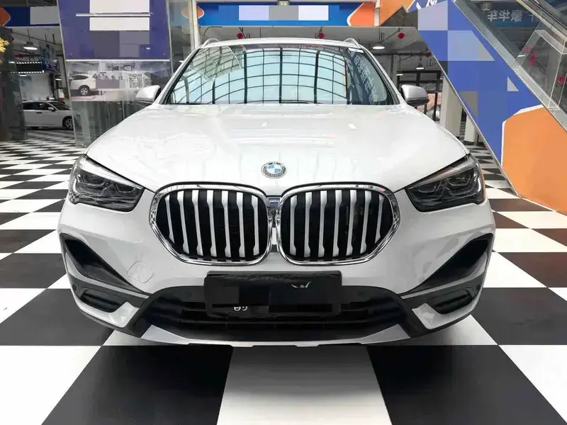 2022 BMW X1 с пробегом 48 000 км
