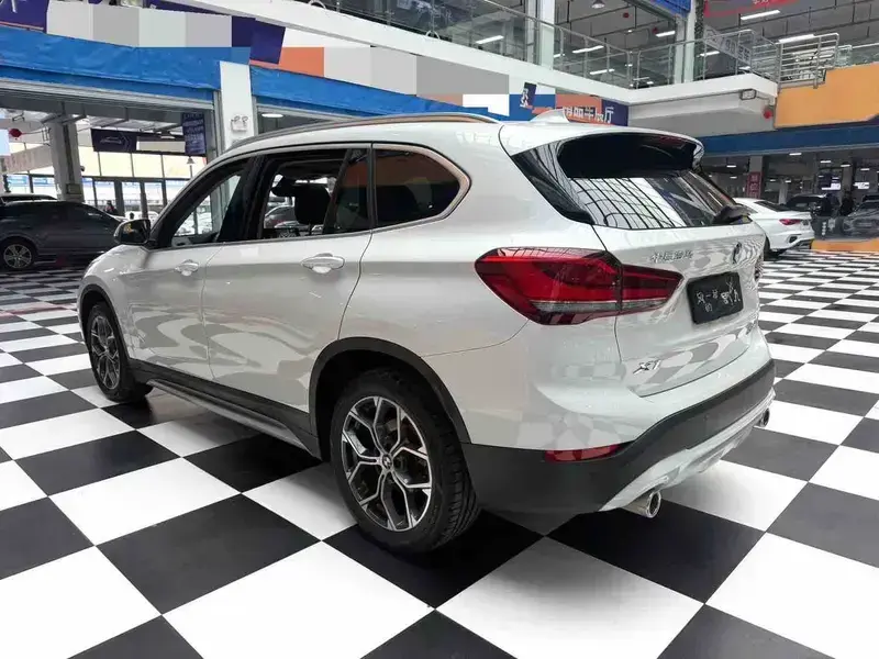2022 BMW X1 с пробегом 48 000 км