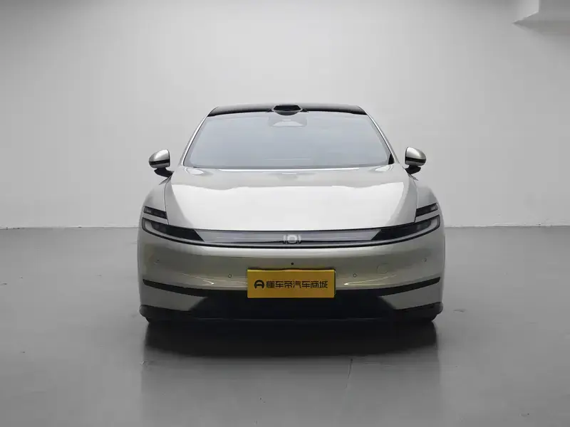 2026 Changan Qiyuan A06 с пробегом 10 700 км