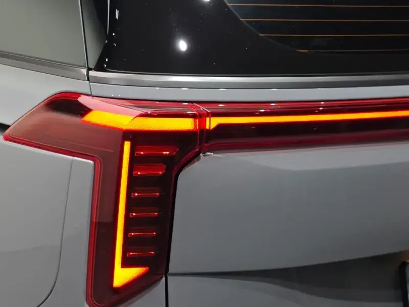 2025 Kia Carnival с пробегом 13 064 км