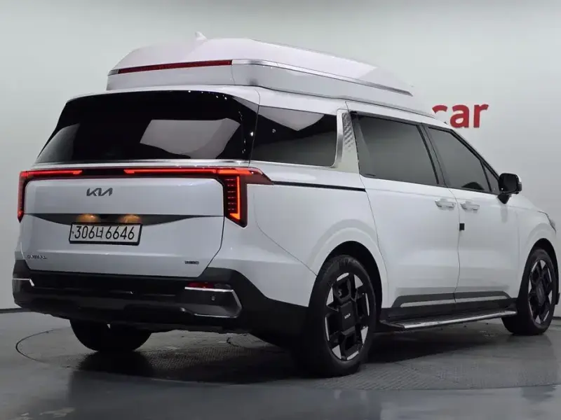 2024 Kia Carnival с пробегом 90 879 км