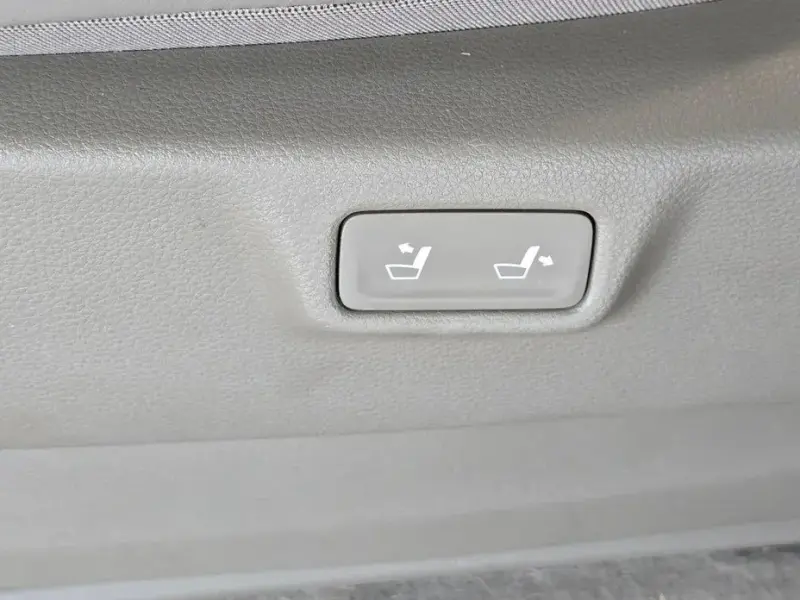 2024 Kia Carnival с пробегом 90 879 км