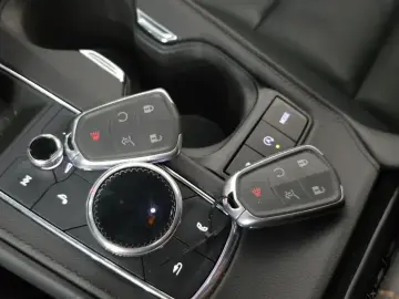 2023 Cadillac XT4 с пробегом 38 735 км