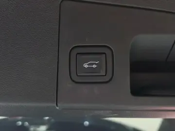 2023 Cadillac XT4 с пробегом 38 735 км