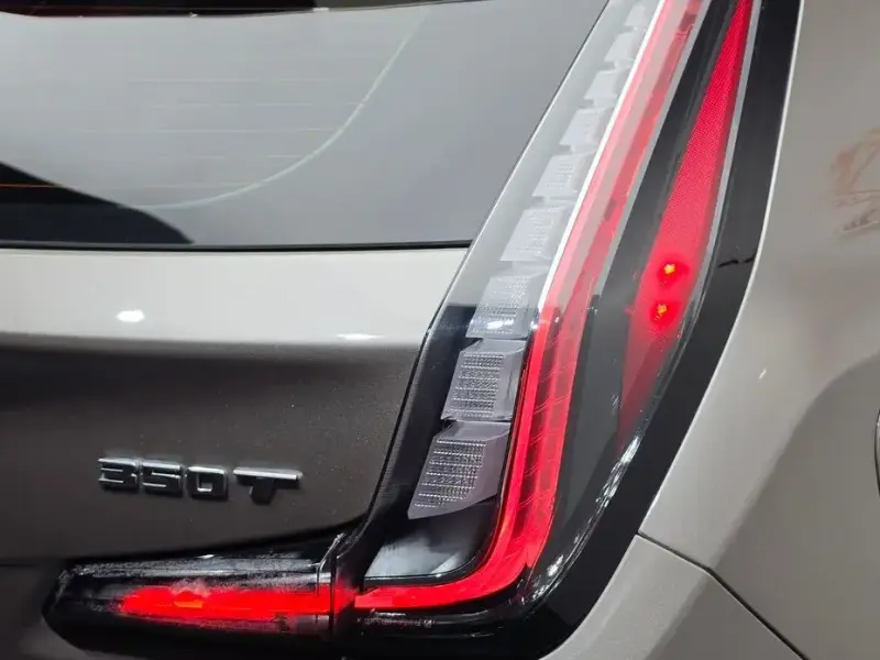 2023 Cadillac XT4 с пробегом 38 735 км