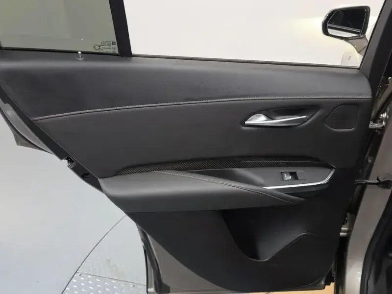 2023 Cadillac XT4 с пробегом 38 735 км
