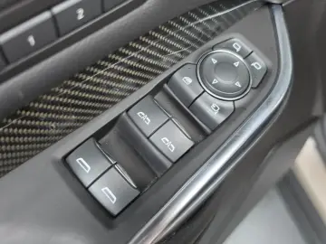 2023 Cadillac XT4 с пробегом 38 735 км