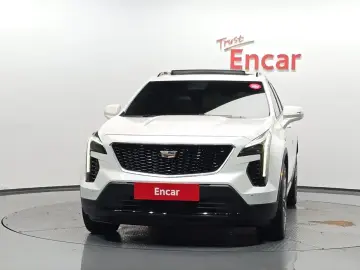 2023 Cadillac XT4 с пробегом 30 654 км