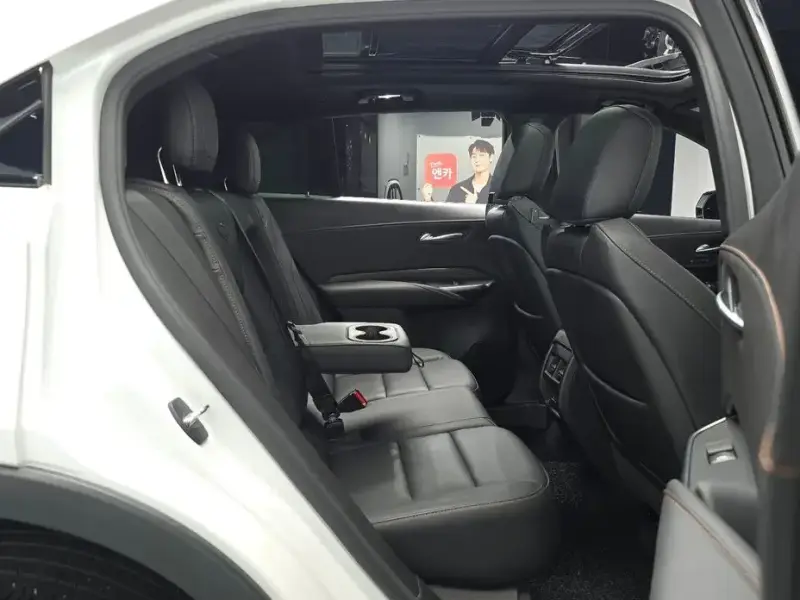 2023 Cadillac XT4 с пробегом 30 654 км